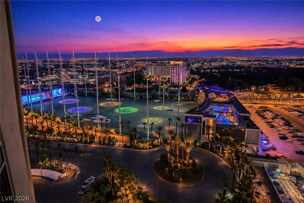 145 HARMON, Las Vegas, NV 89109