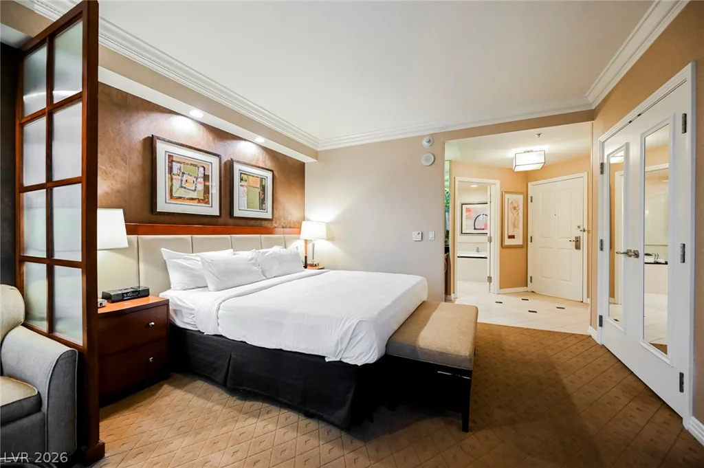 145 HARMON, Las Vegas, NV 89109
