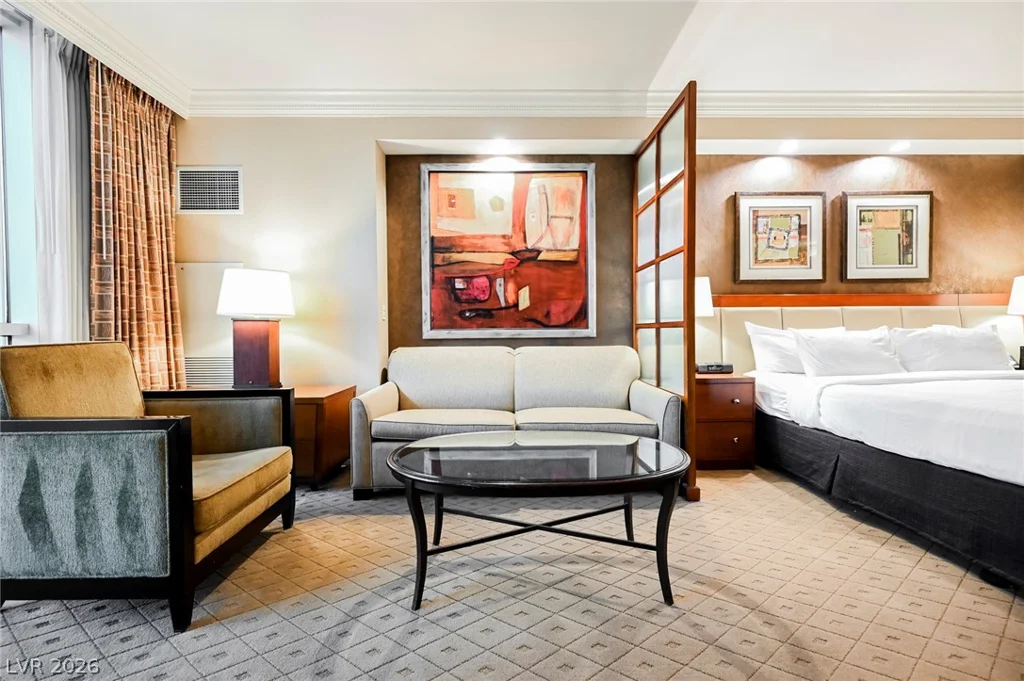 145 HARMON, Las Vegas, NV 89109