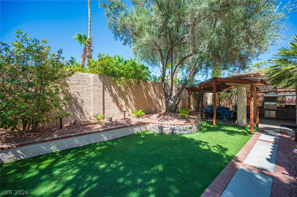 9412 Cedar Heights, Las Vegas, NV 89134