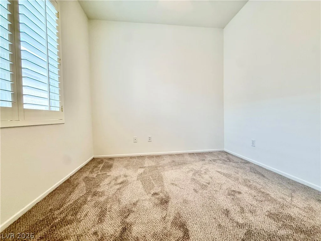 7825 Ithaca Falls, Las Vegas, NV 89149