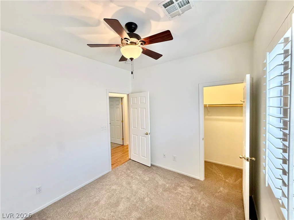 7825 Ithaca Falls, Las Vegas, NV 89149