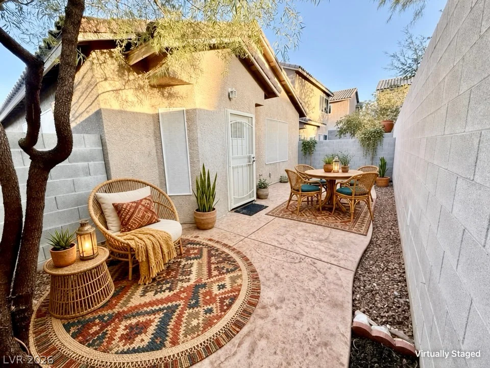 7825 Ithaca Falls, Las Vegas, NV 89149