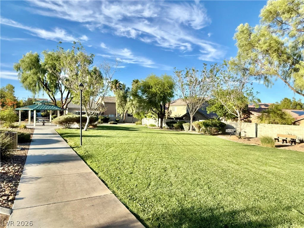 7825 Ithaca Falls, Las Vegas, NV 89149