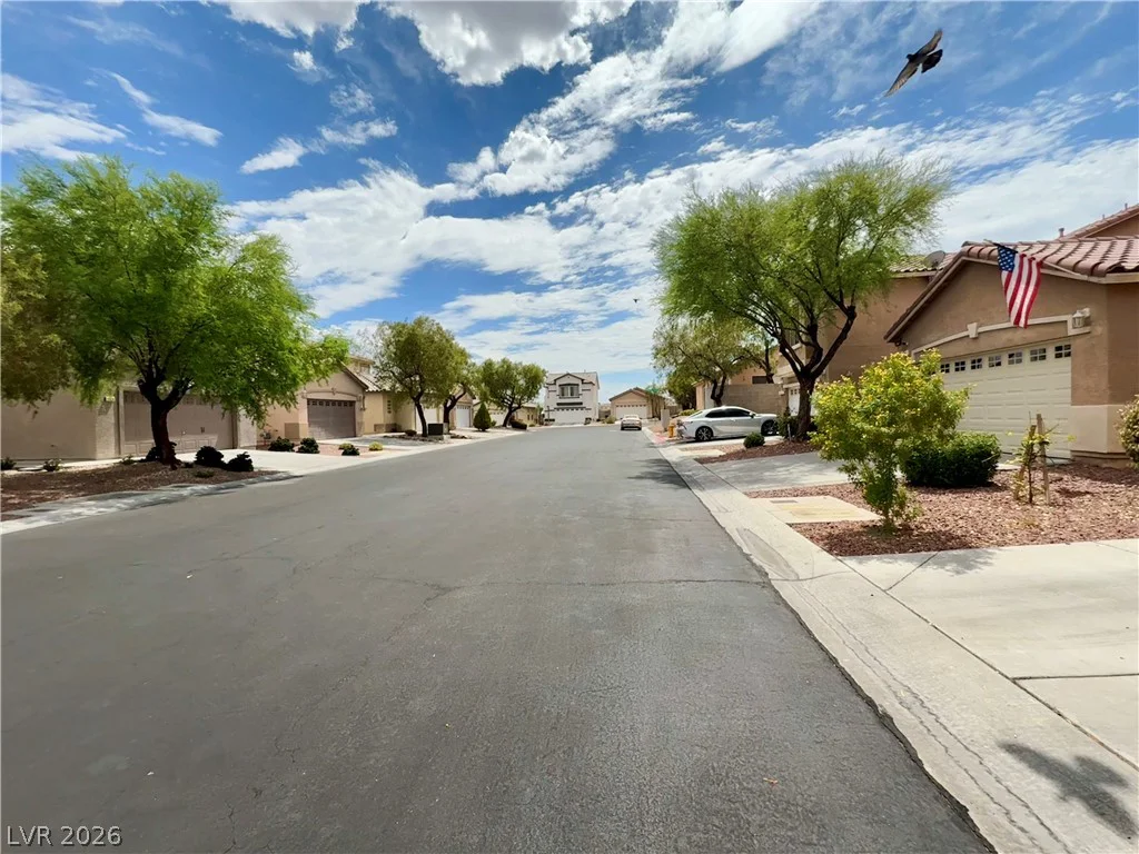7825 Ithaca Falls, Las Vegas, NV 89149