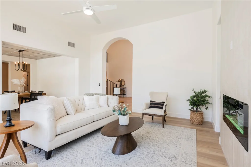 9369 Thunder Basin, Las Vegas, NV 89149