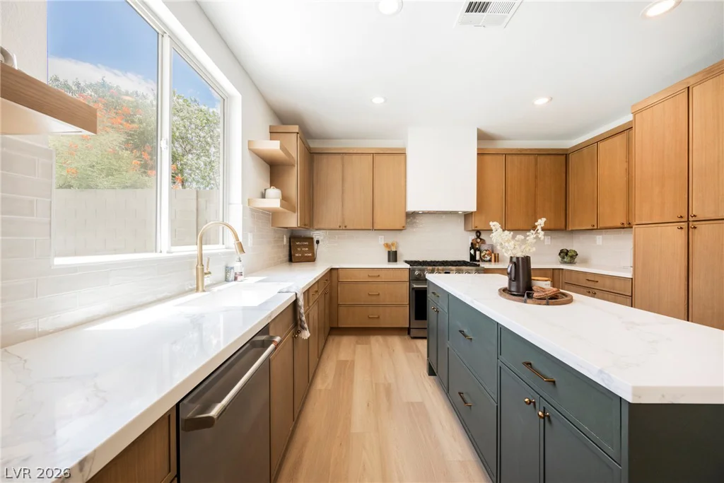 9369 Thunder Basin, Las Vegas, NV 89149