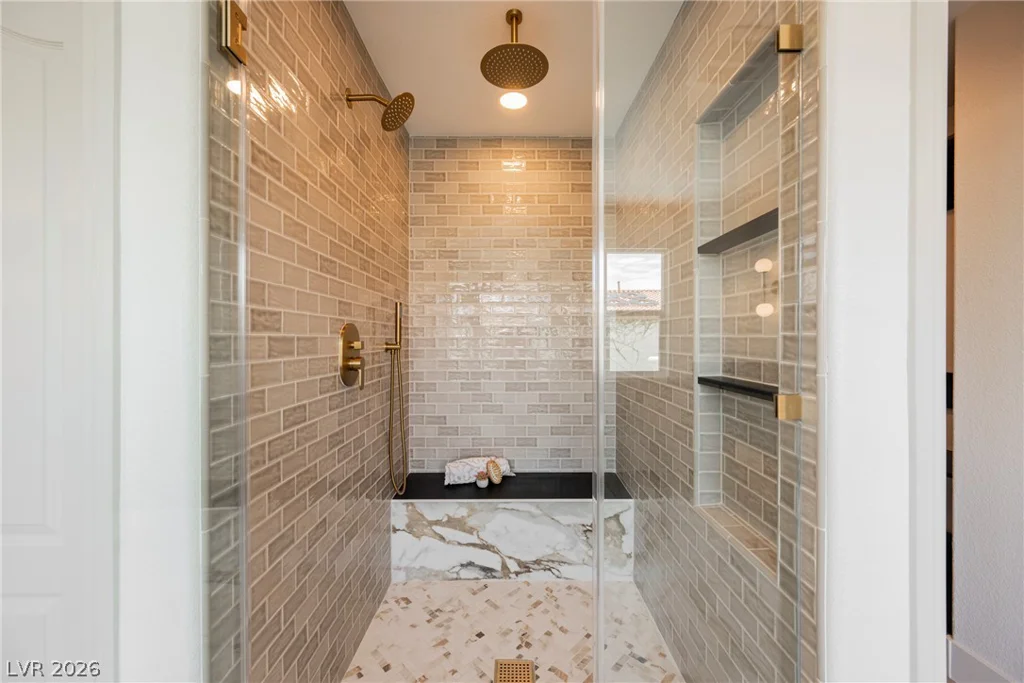 9369 Thunder Basin, Las Vegas, NV 89149