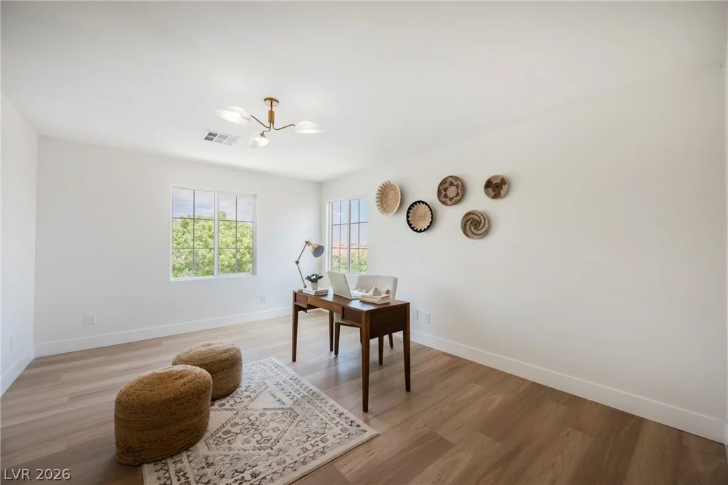 9369 Thunder Basin, Las Vegas, NV 89149