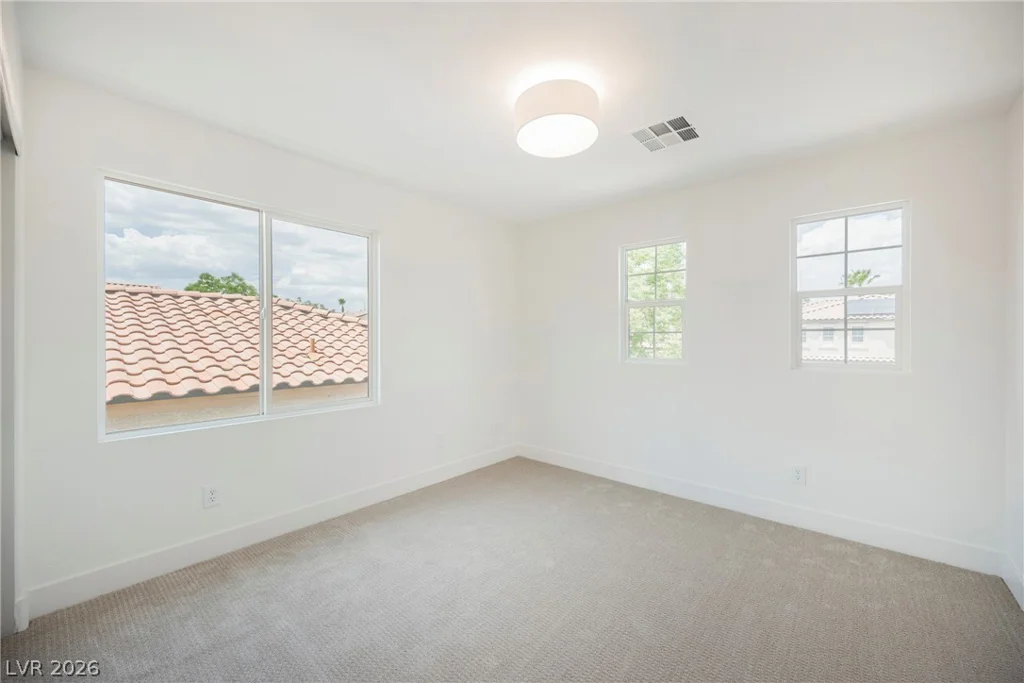 9369 Thunder Basin, Las Vegas, NV 89149