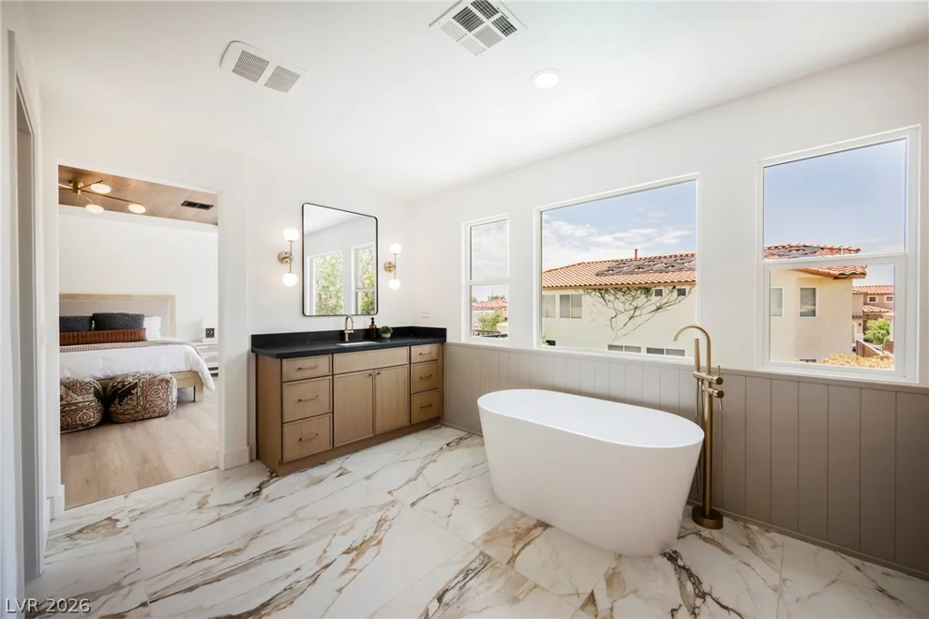 9369 Thunder Basin, Las Vegas, NV 89149