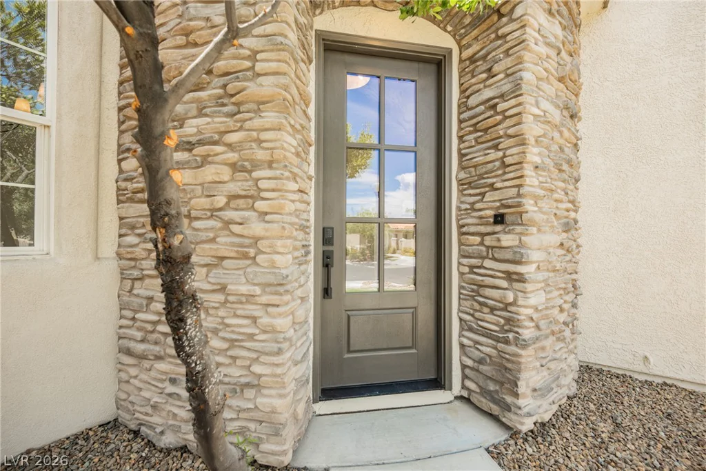 9369 Thunder Basin, Las Vegas, NV 89149