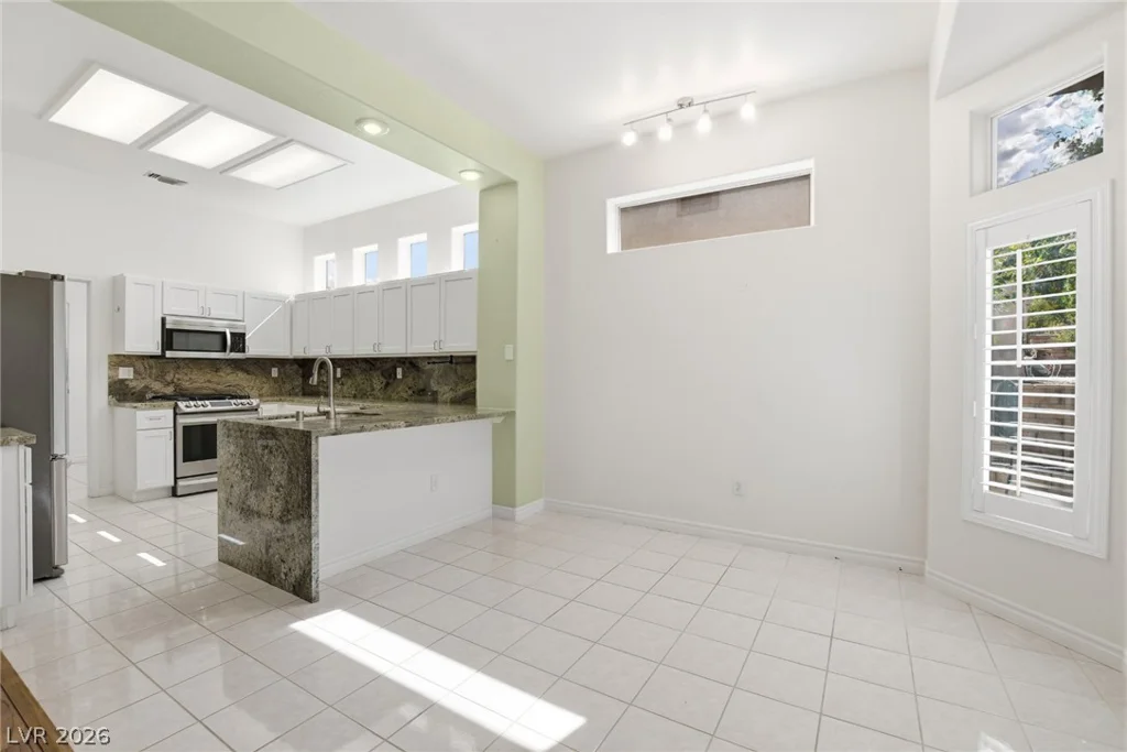 10612 Clear Meadows, Las Vegas, NV 89134
