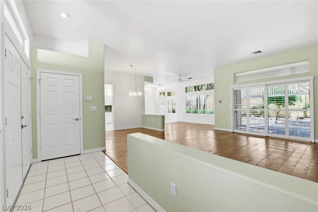 10612 Clear Meadows, Las Vegas, NV 89134