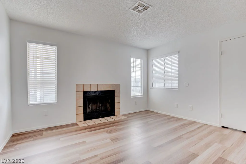 4182 Orbit, Las Vegas, NV 89115