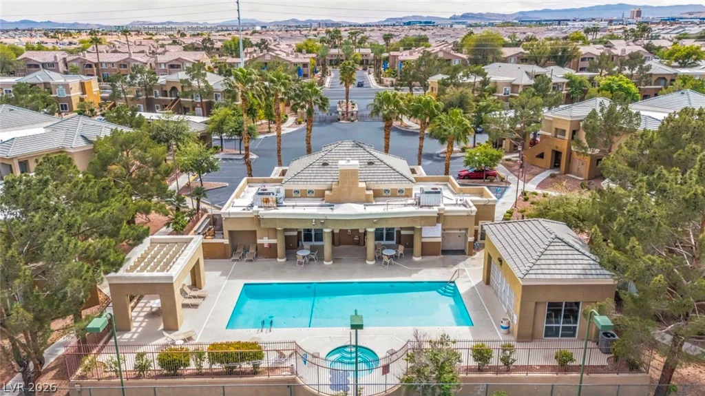 8070 Russell, Las Vegas, NV 89113