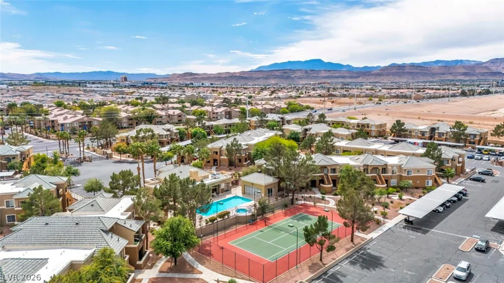 8070 Russell, Las Vegas, NV 89113