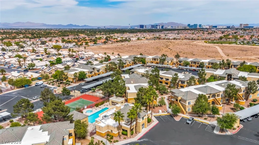 8070 Russell, Las Vegas, NV 89113