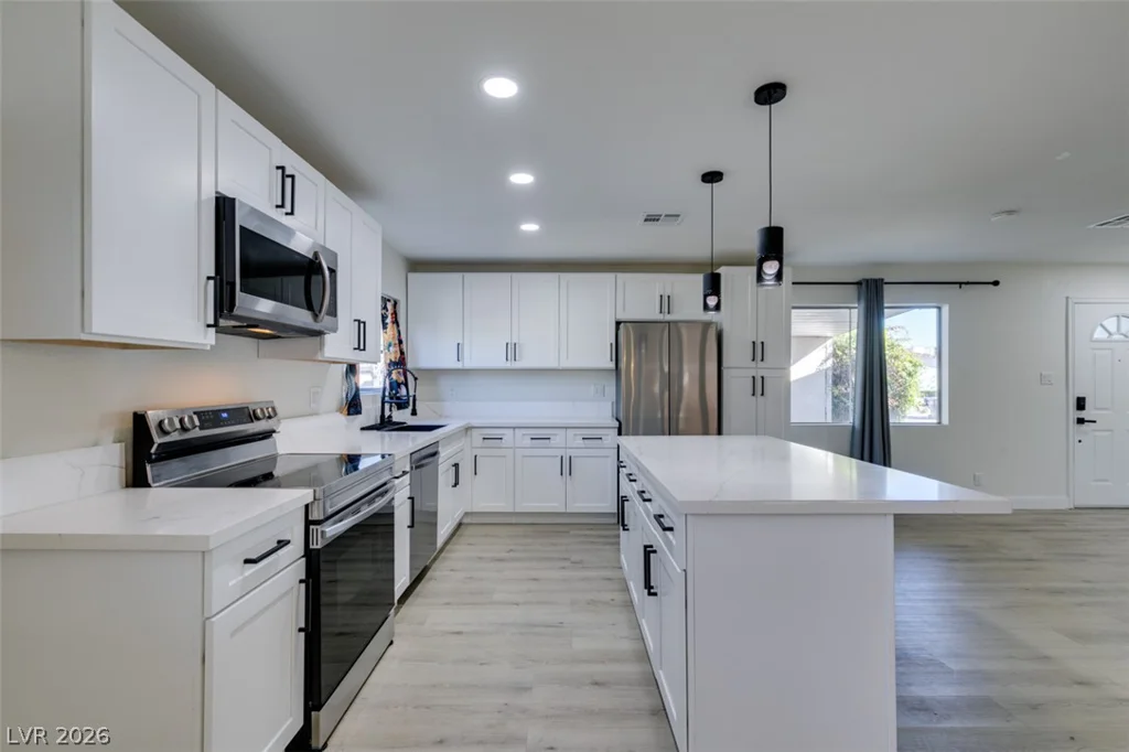 2211 Frontier Ave, Las Vegas, NV 89106