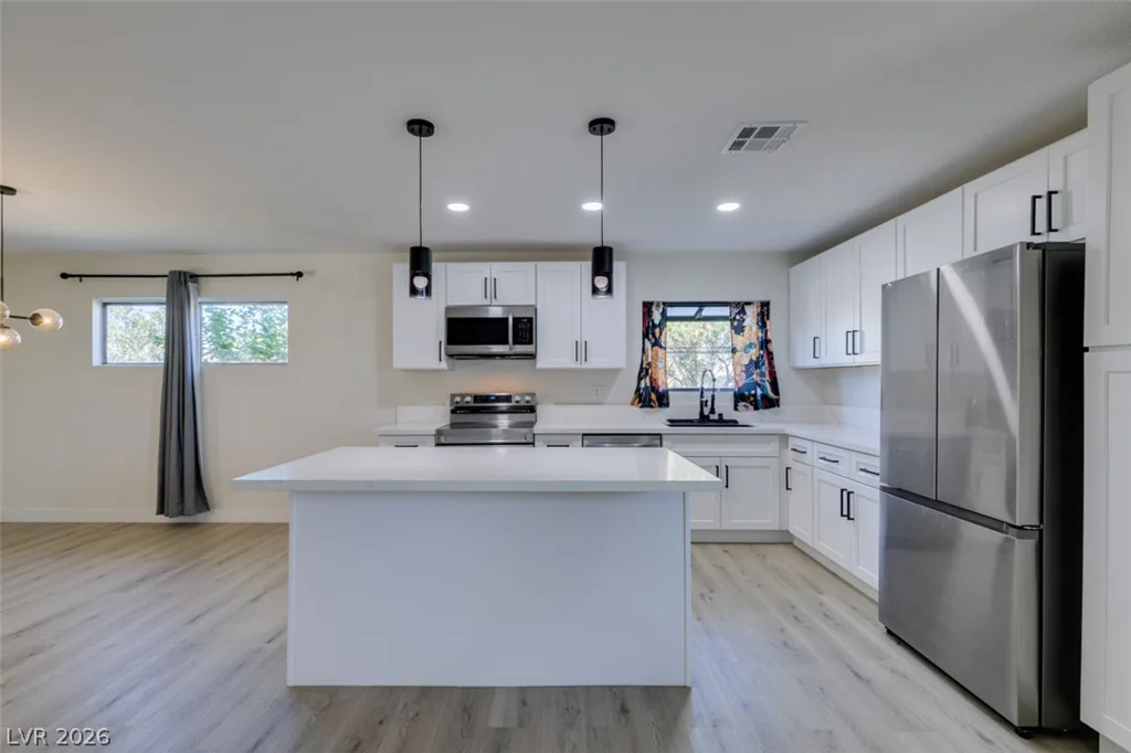 2211 Frontier Ave, Las Vegas, NV 89106