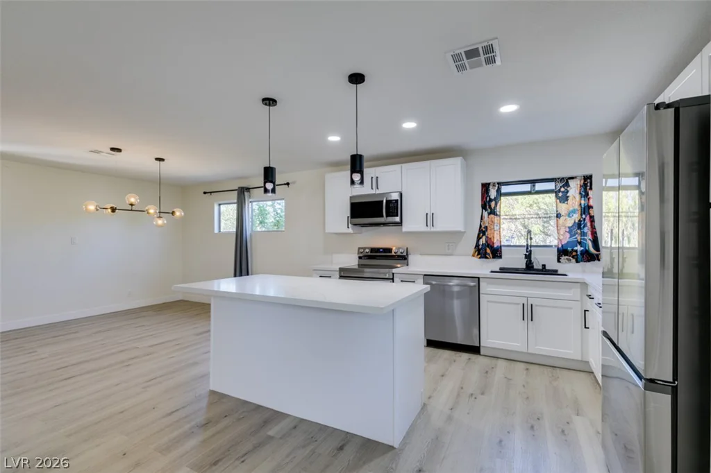 2211 Frontier Ave, Las Vegas, NV 89106