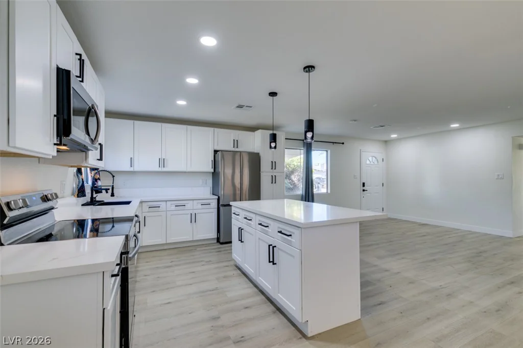 2211 Frontier Ave, Las Vegas, NV 89106