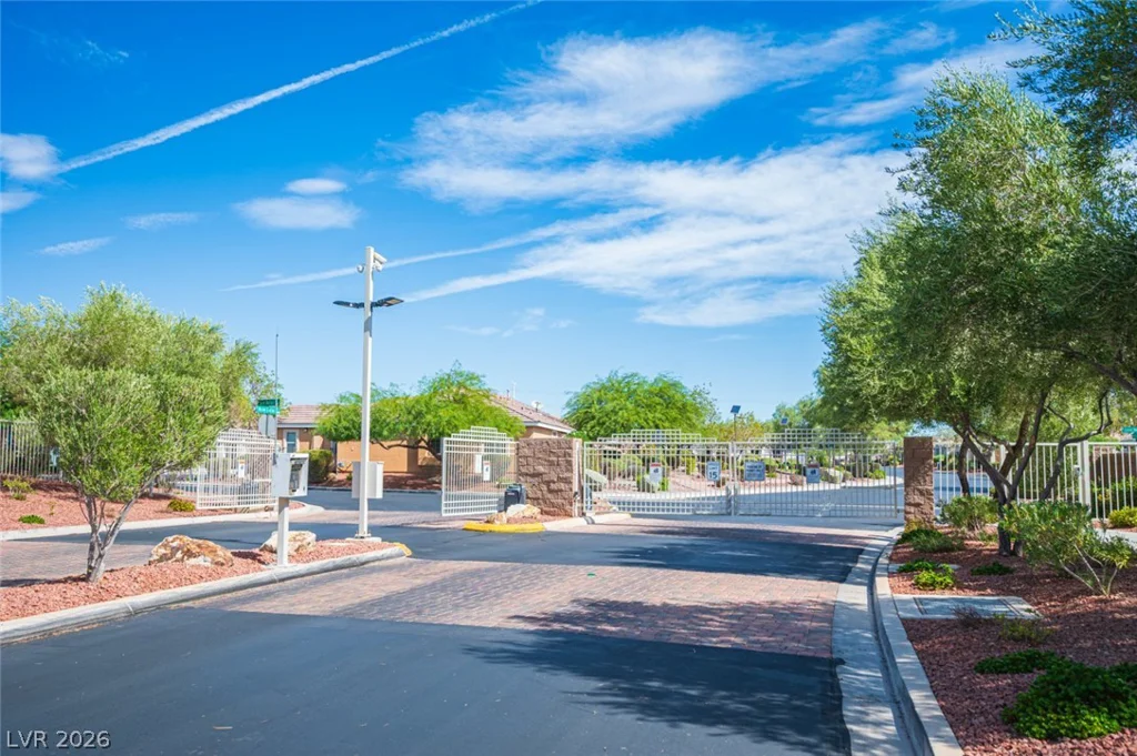 10430 Melon Cactus, Las Vegas, NV 89141