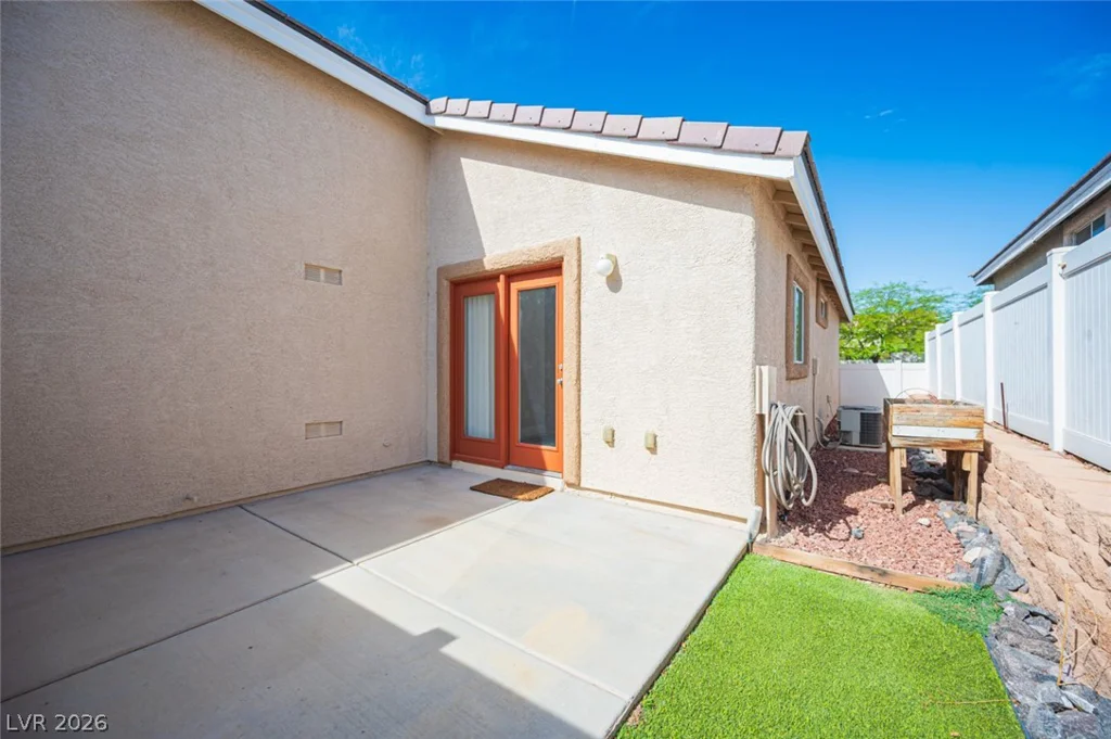 10430 Melon Cactus, Las Vegas, NV 89141