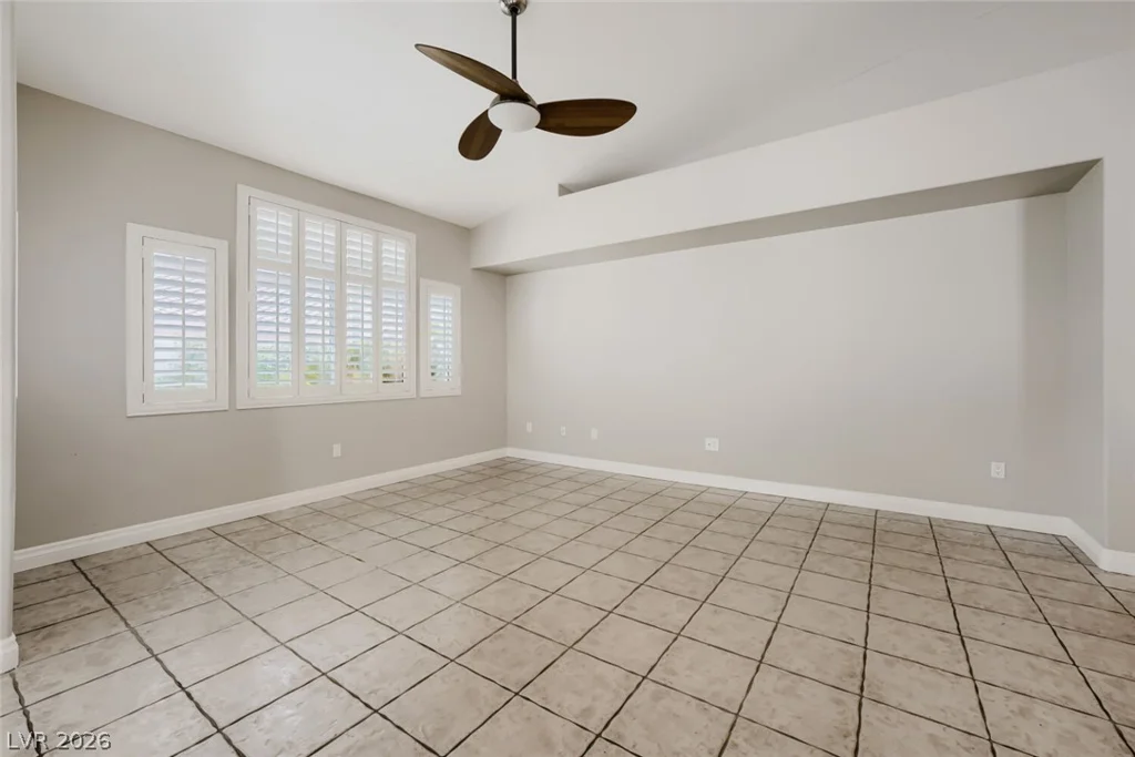 9641 EMERAUDE, Las Vegas, NV 89147