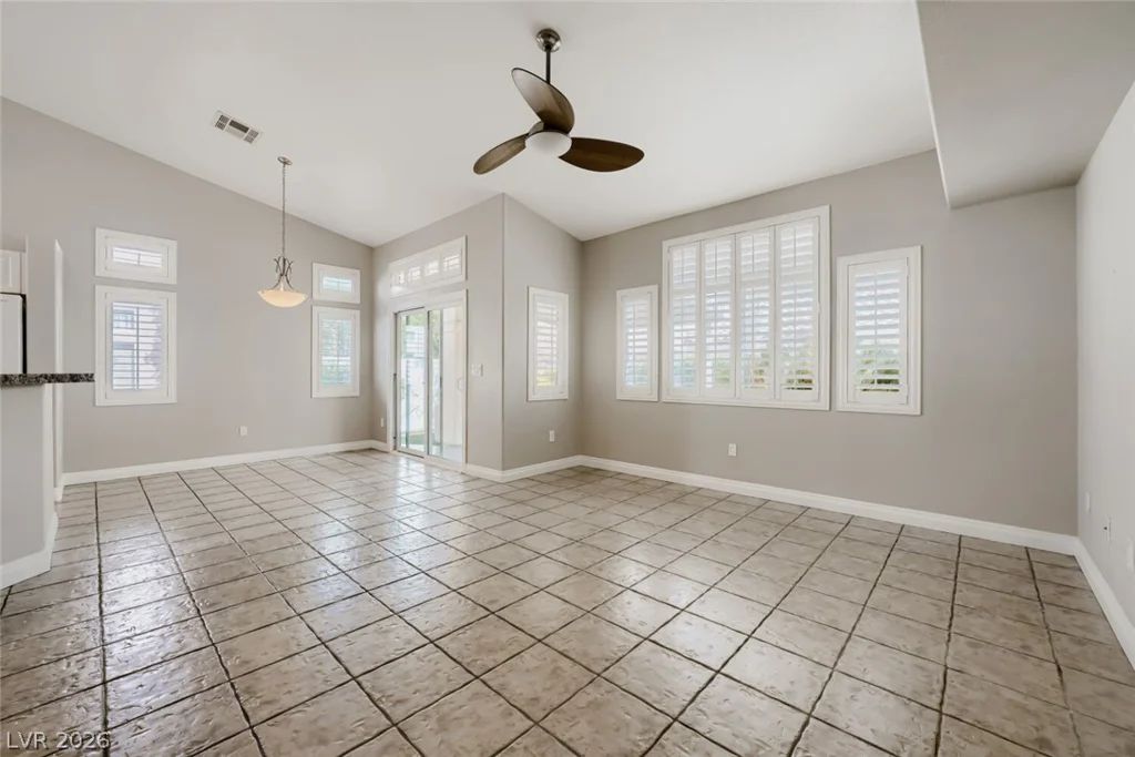 9641 EMERAUDE, Las Vegas, NV 89147