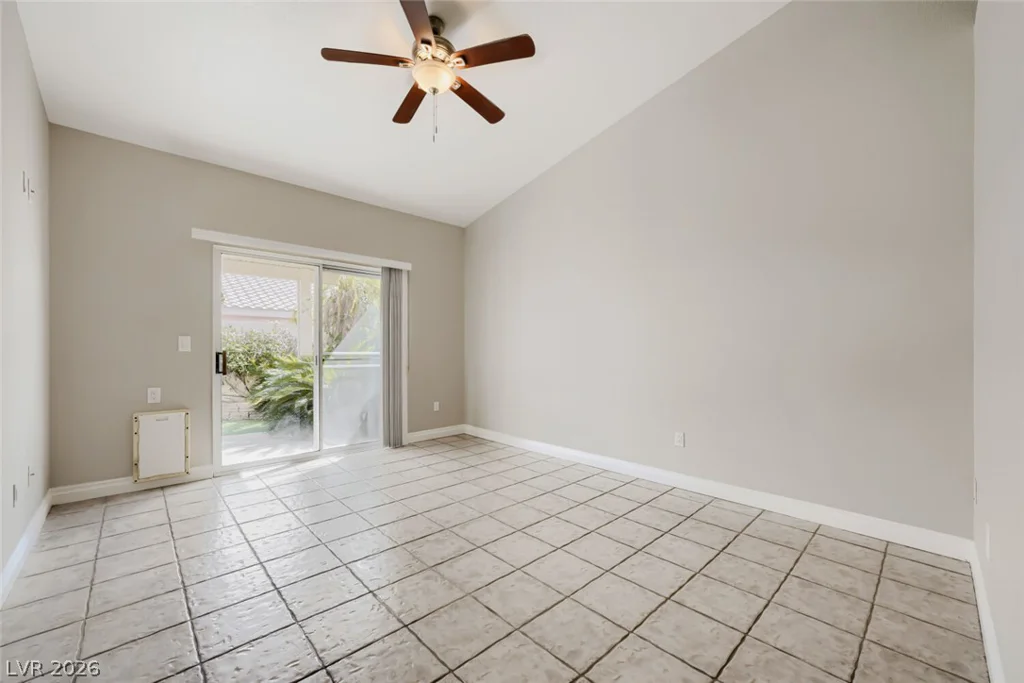 9641 EMERAUDE, Las Vegas, NV 89147