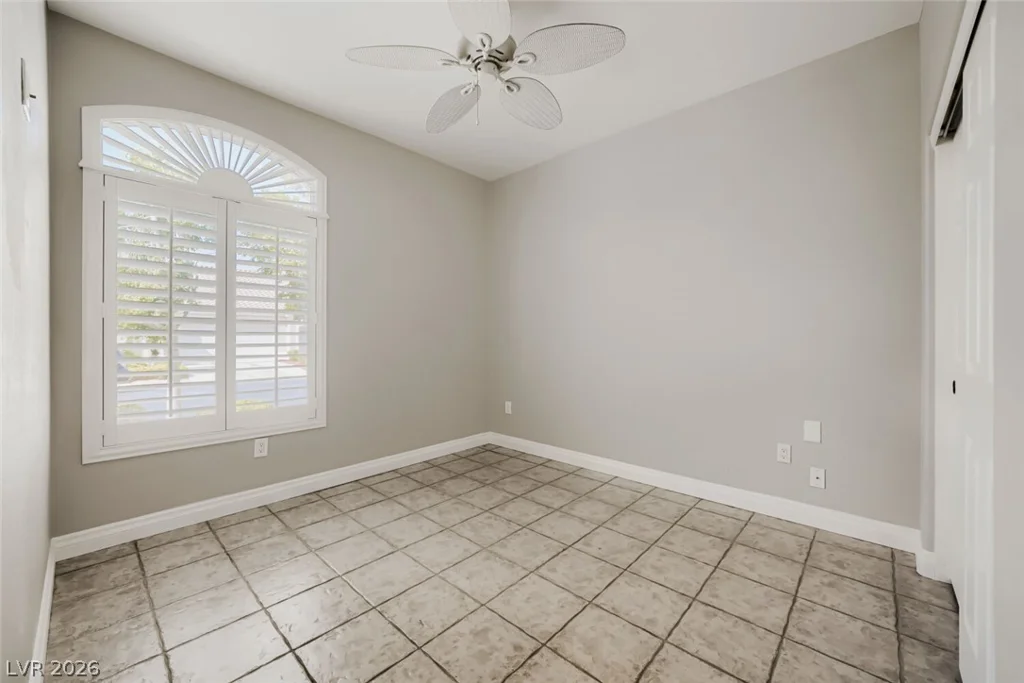 9641 EMERAUDE, Las Vegas, NV 89147