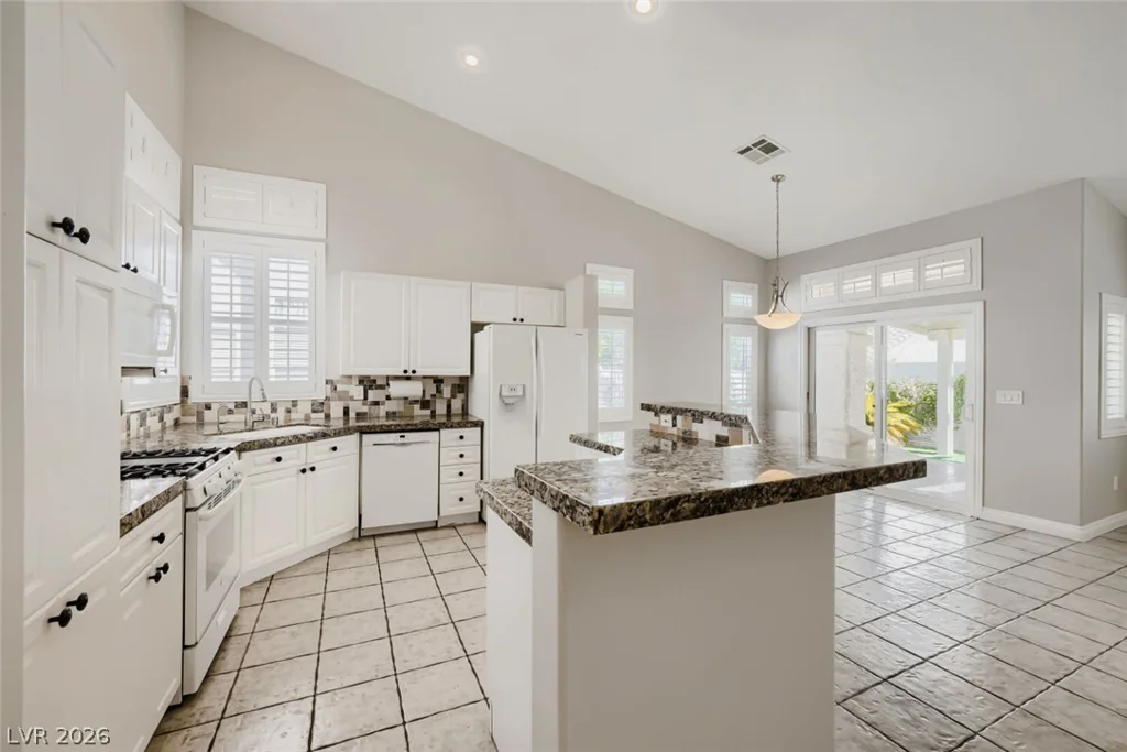 9641 EMERAUDE, Las Vegas, NV 89147