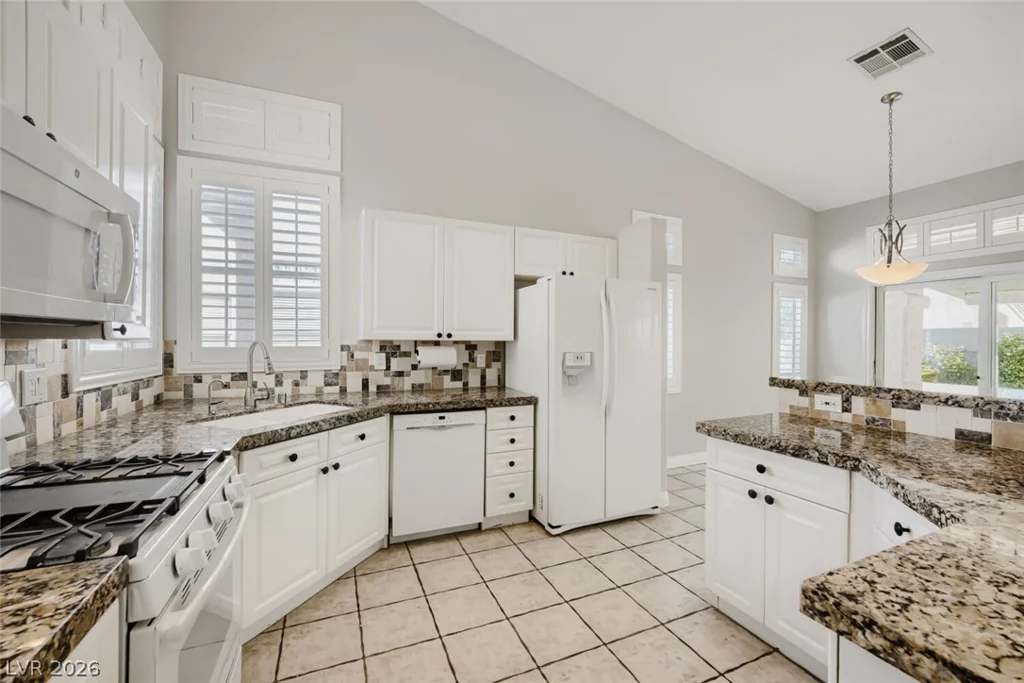 9641 EMERAUDE, Las Vegas, NV 89147