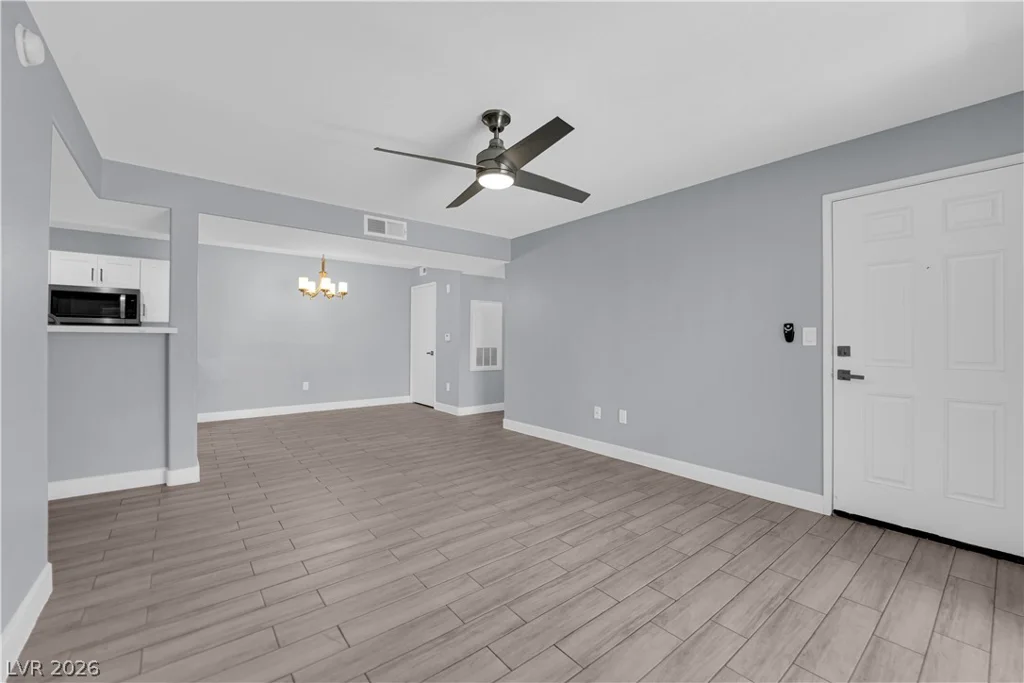 950 Seven Hills, Henderson, NV 89052