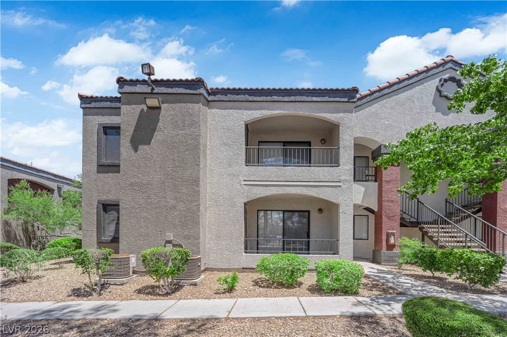 950 Seven Hills, Henderson, NV 89052