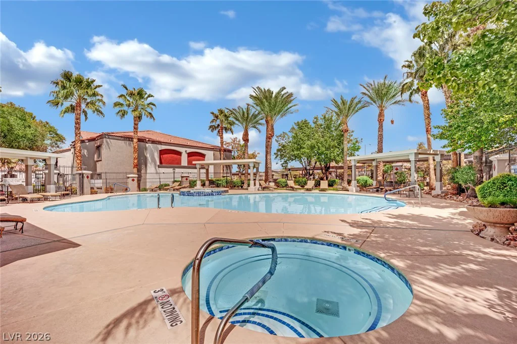 950 Seven Hills, Henderson, NV 89052