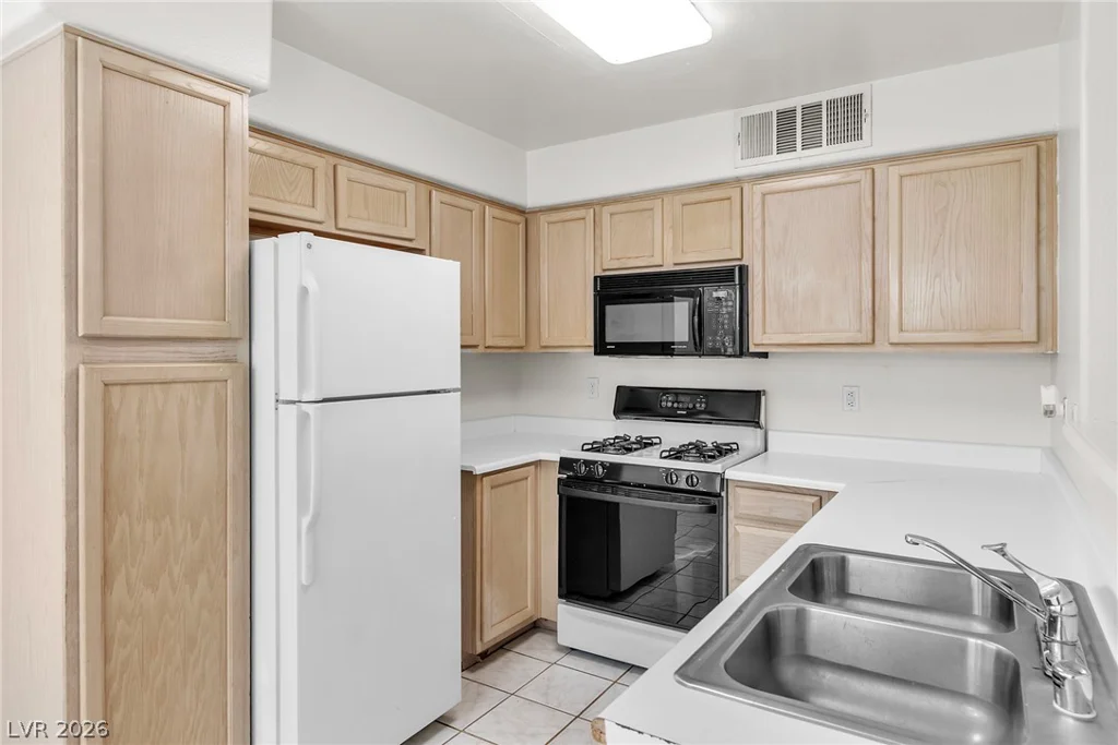 3119 Key Largo, Las Vegas, NV 89120