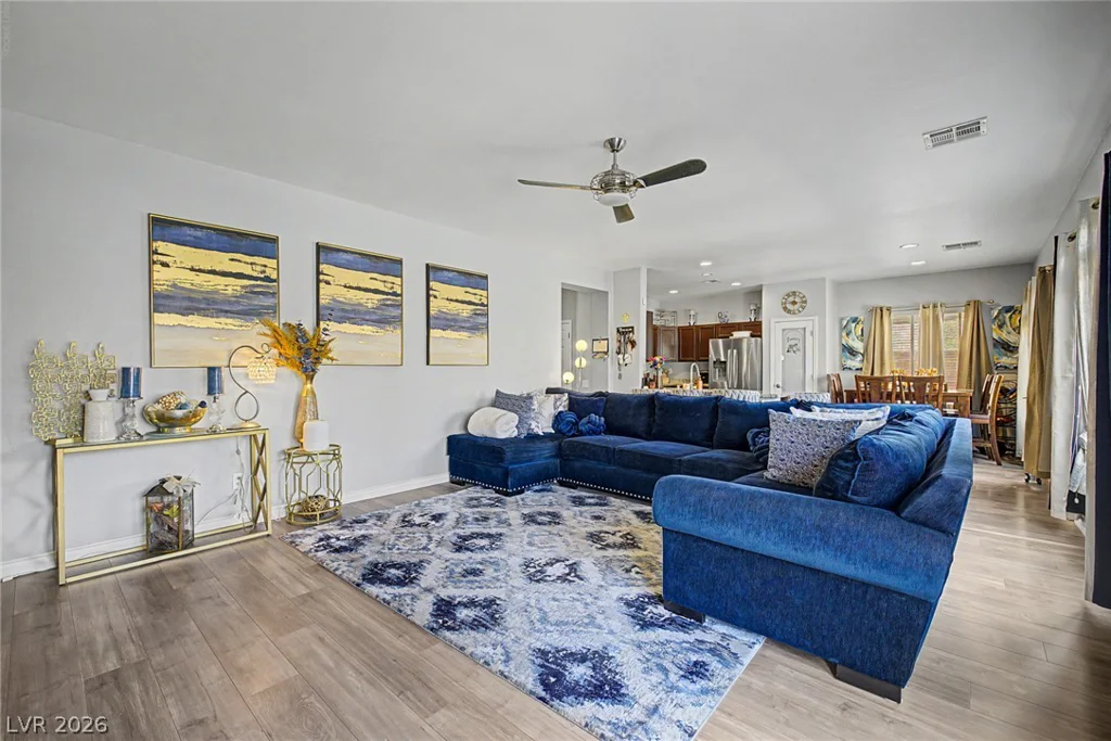 2924 Dowitcher, North Las Vegas, NV 89084