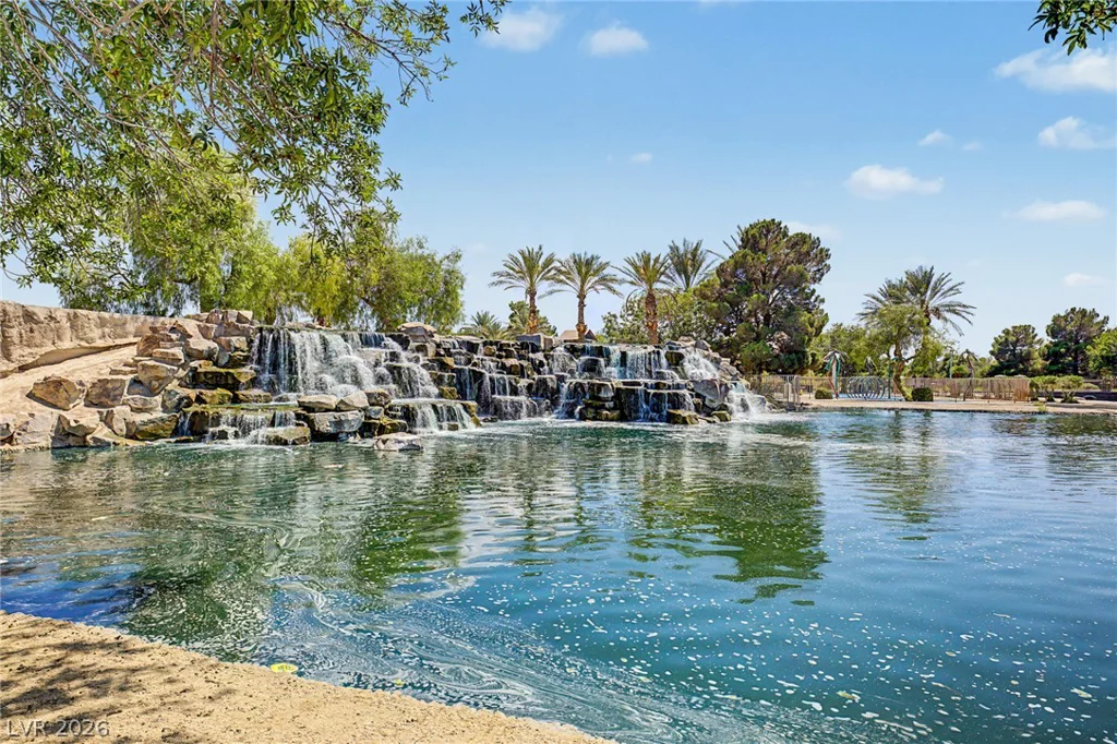 2924 Dowitcher, North Las Vegas, NV 89084
