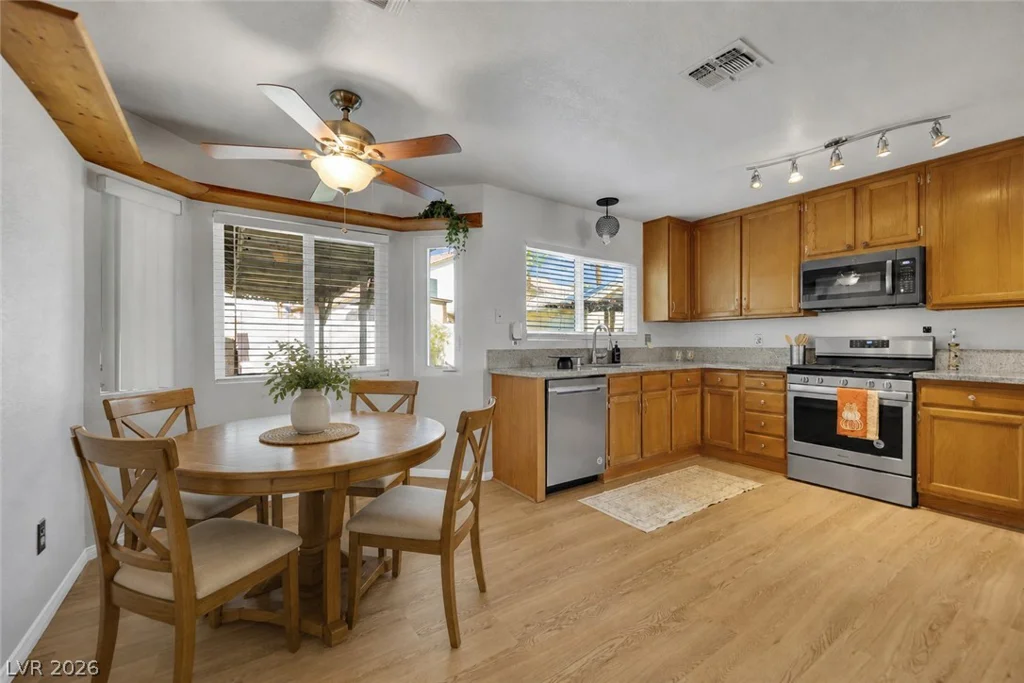 8283 Hidden Hills, Las Vegas, NV 89123
