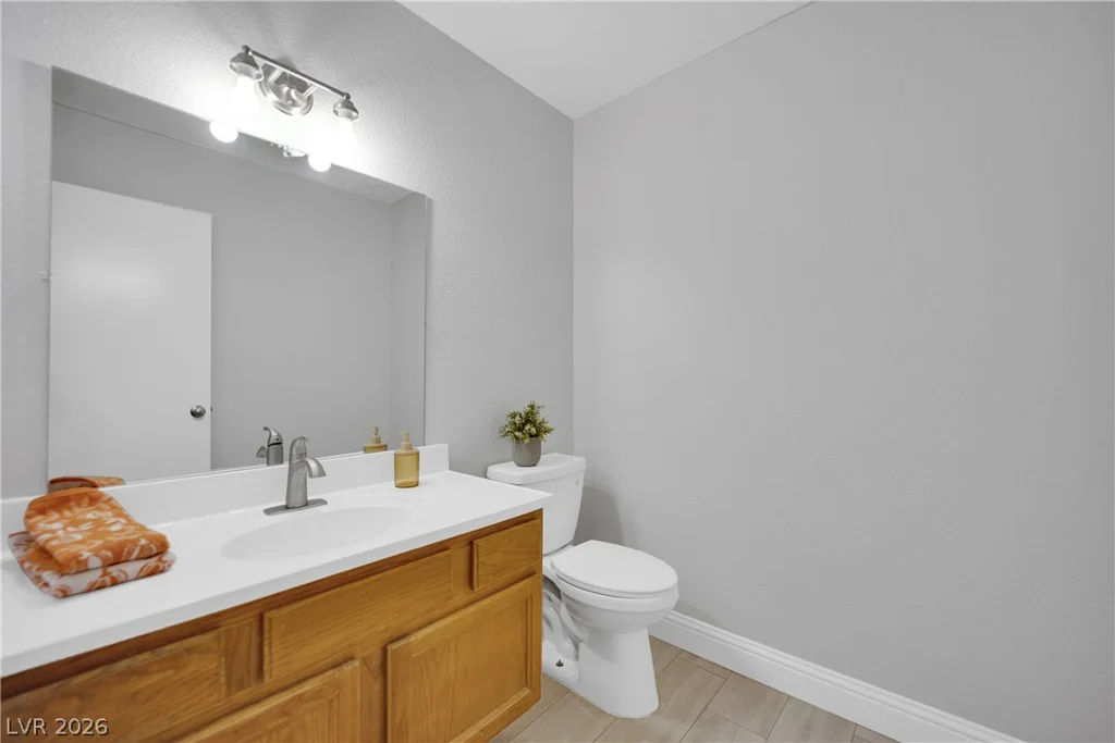 8283 Hidden Hills, Las Vegas, NV 89123