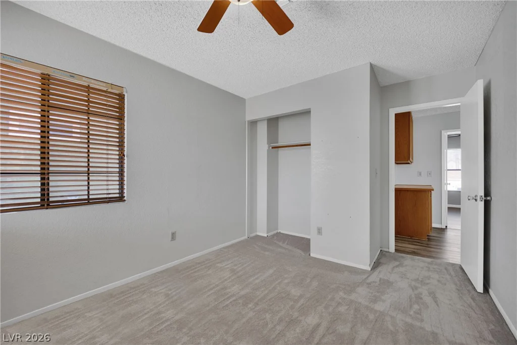 8283 Hidden Hills, Las Vegas, NV 89123