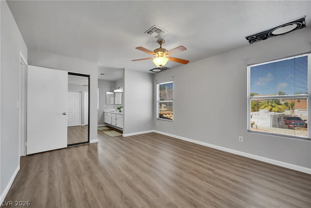 8283 Hidden Hills, Las Vegas, NV 89123