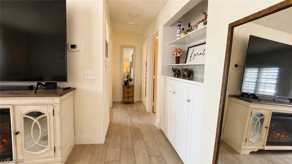 2140 Petersham, Las Vegas, NV 89108