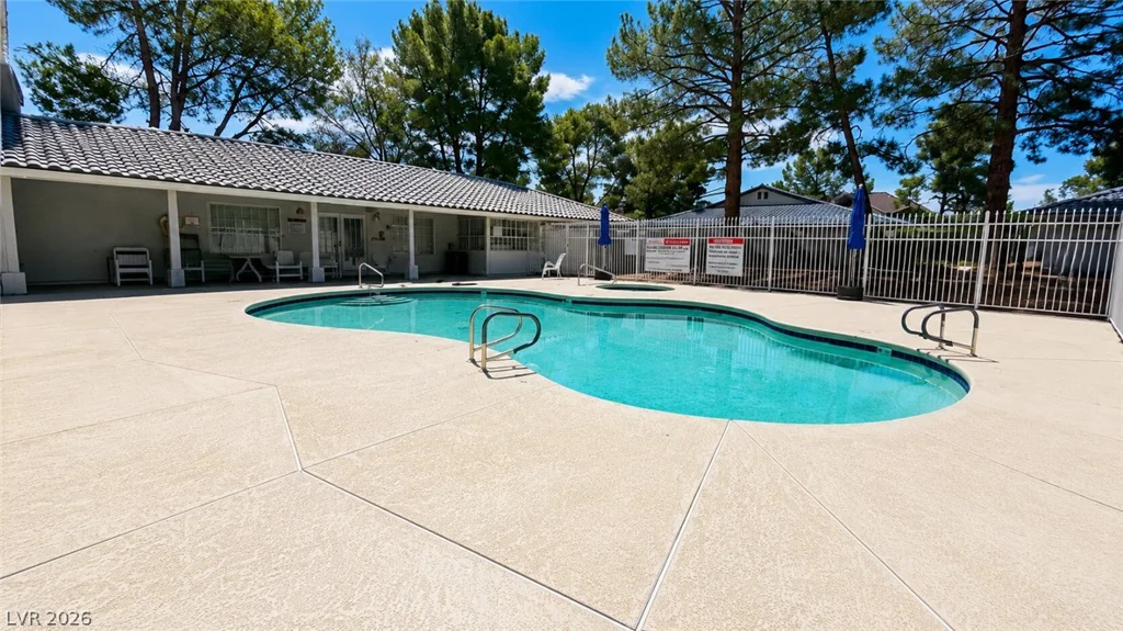 2140 Petersham, Las Vegas, NV 89108