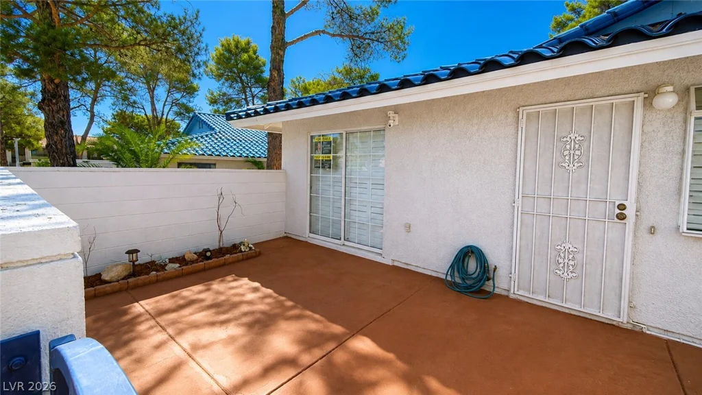 2140 Petersham, Las Vegas, NV 89108
