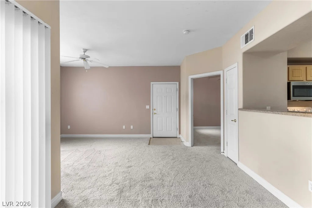 8000 Badura, Las Vegas, NV 89113