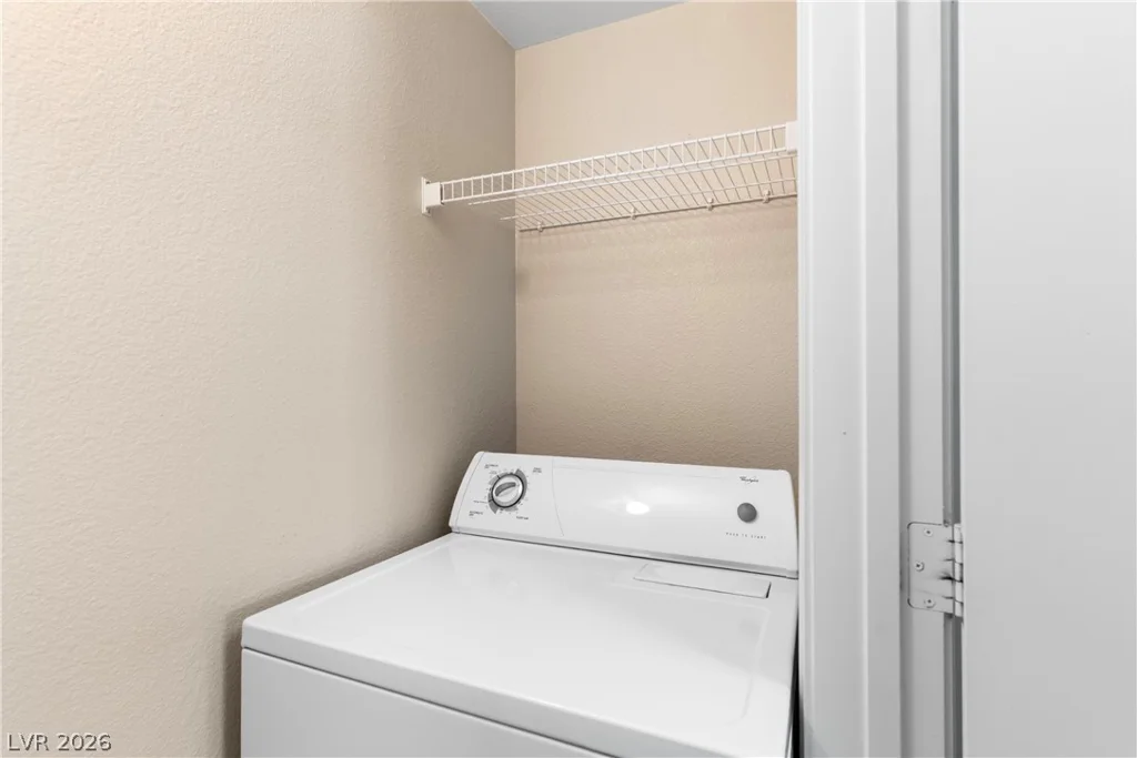 8000 Badura, Las Vegas, NV 89113