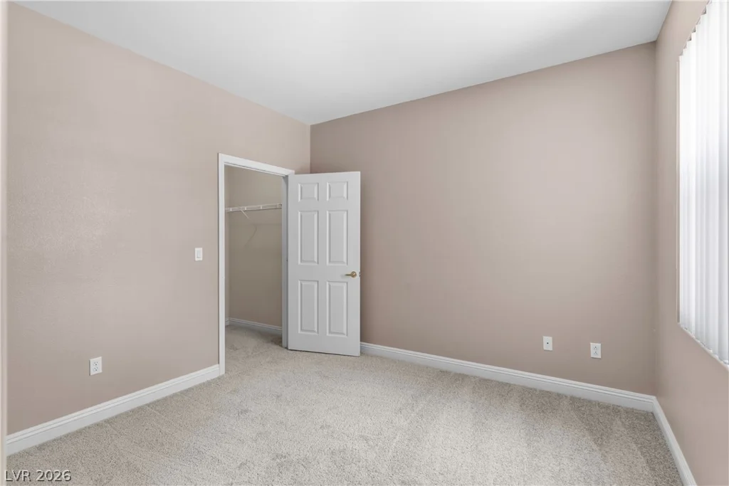 8000 Badura, Las Vegas, NV 89113
